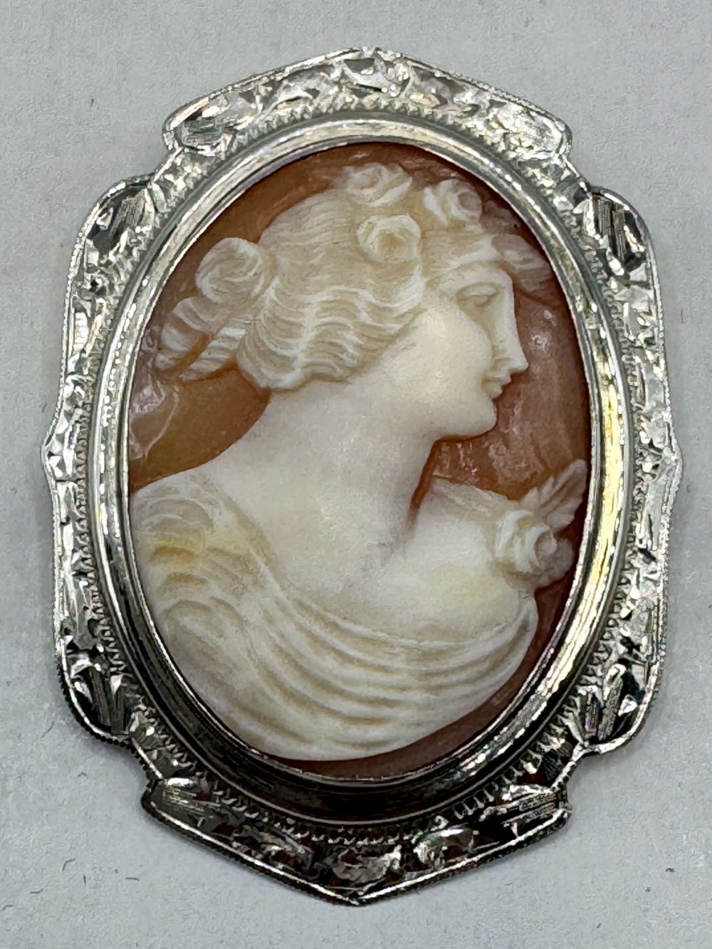 Vintage 14K White Gold & Real Shell Cameo Pin Brooch - Picture 12 of 13